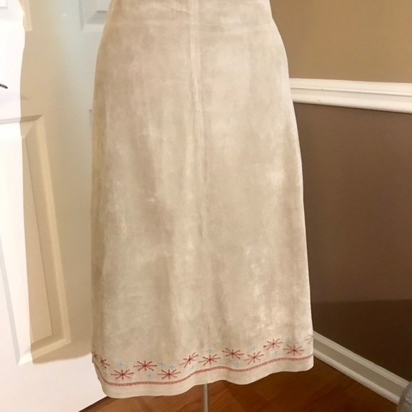 Arden B Suede Skirt - Picture 1 of 4